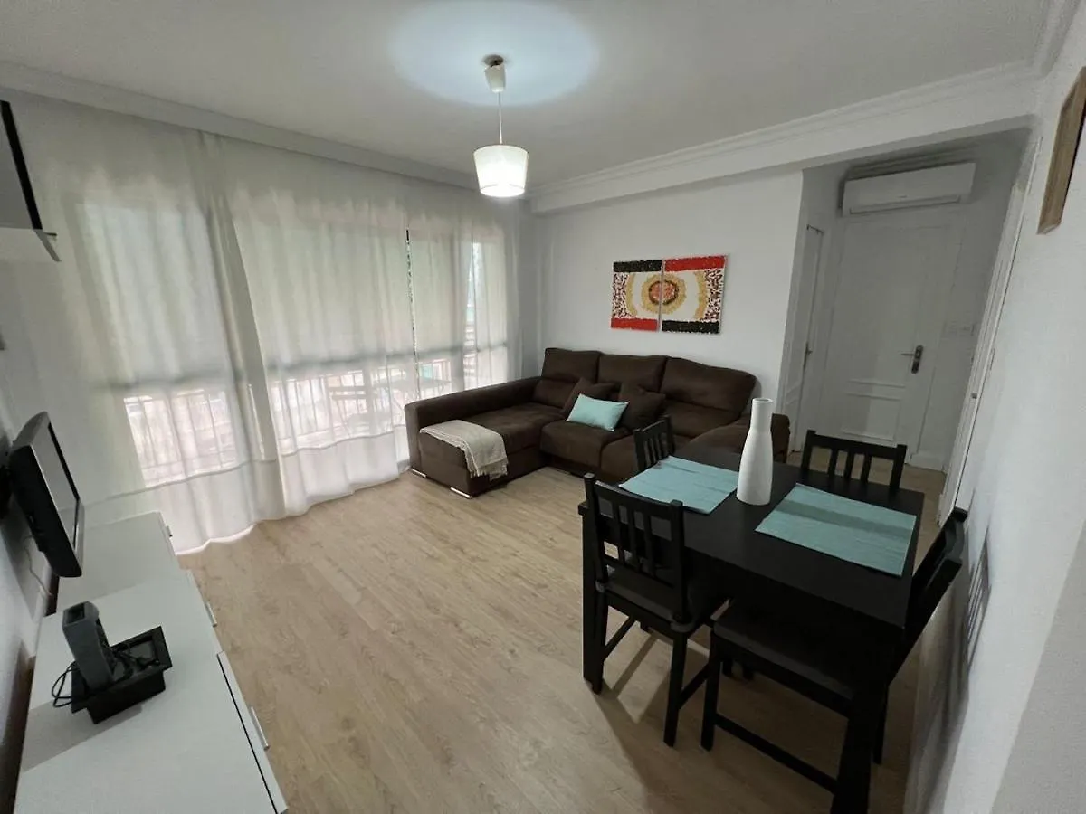 Holidays2Malaga Dr Maranon 3 Bedrooms Terrace Aircon North Malaga City Apartamento
