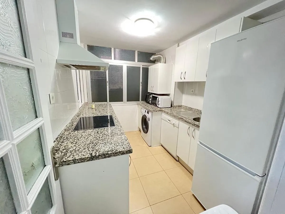 Apartamento Holidays2Malaga Dr Maranon 3 Bedrooms Terrace Aircon North Malaga City